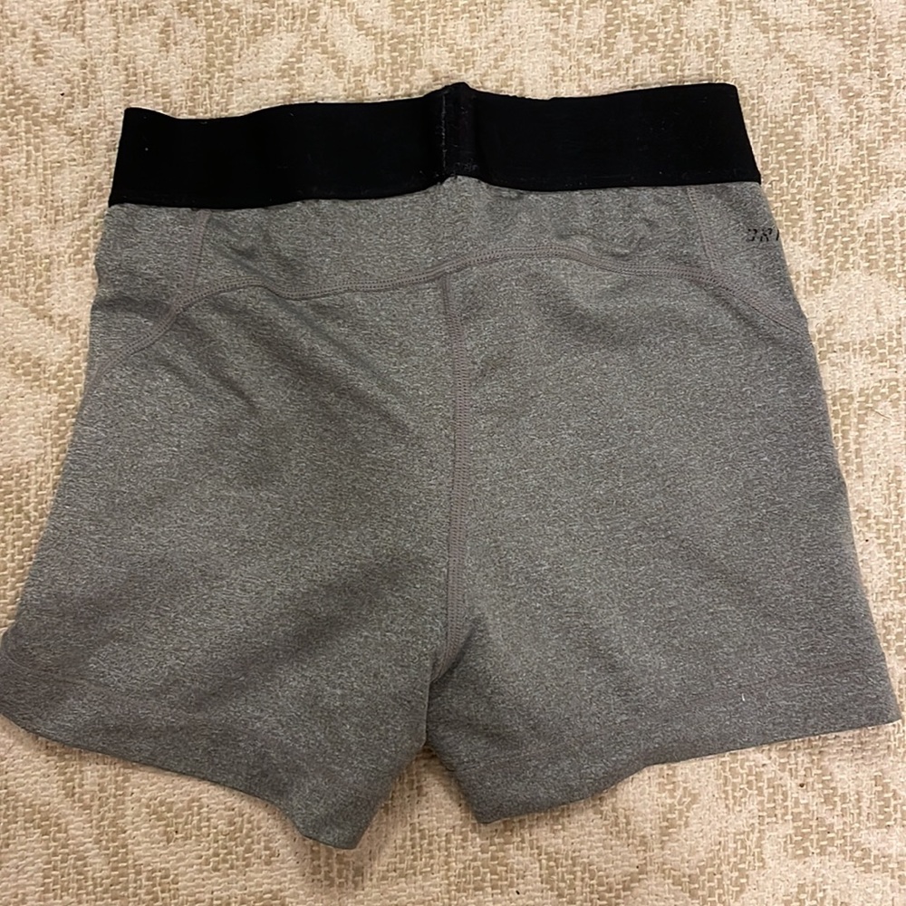 NIKE PRO ATHLETIC SHORTS, SIZE XS - Picture 9 of 11